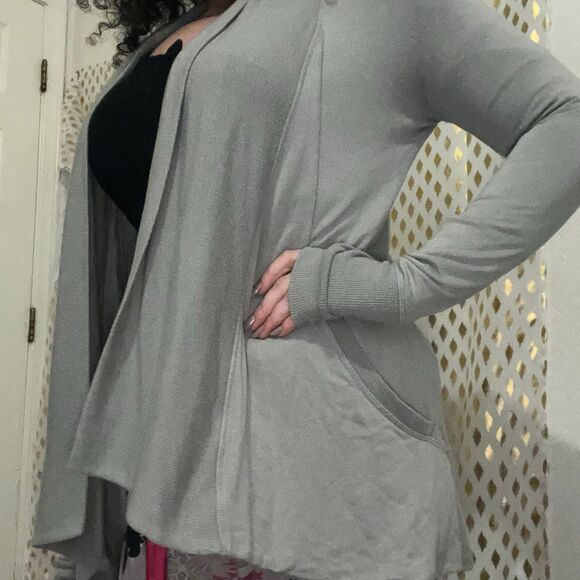 Athleta Pranayama Restore Wrap cardigan sweater in grey size XXS - Picture 6 of 11